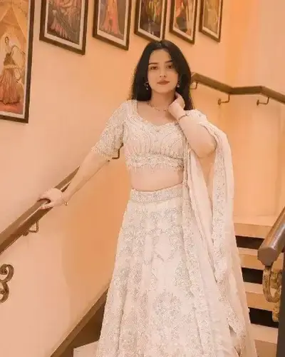 Escort Kalwan